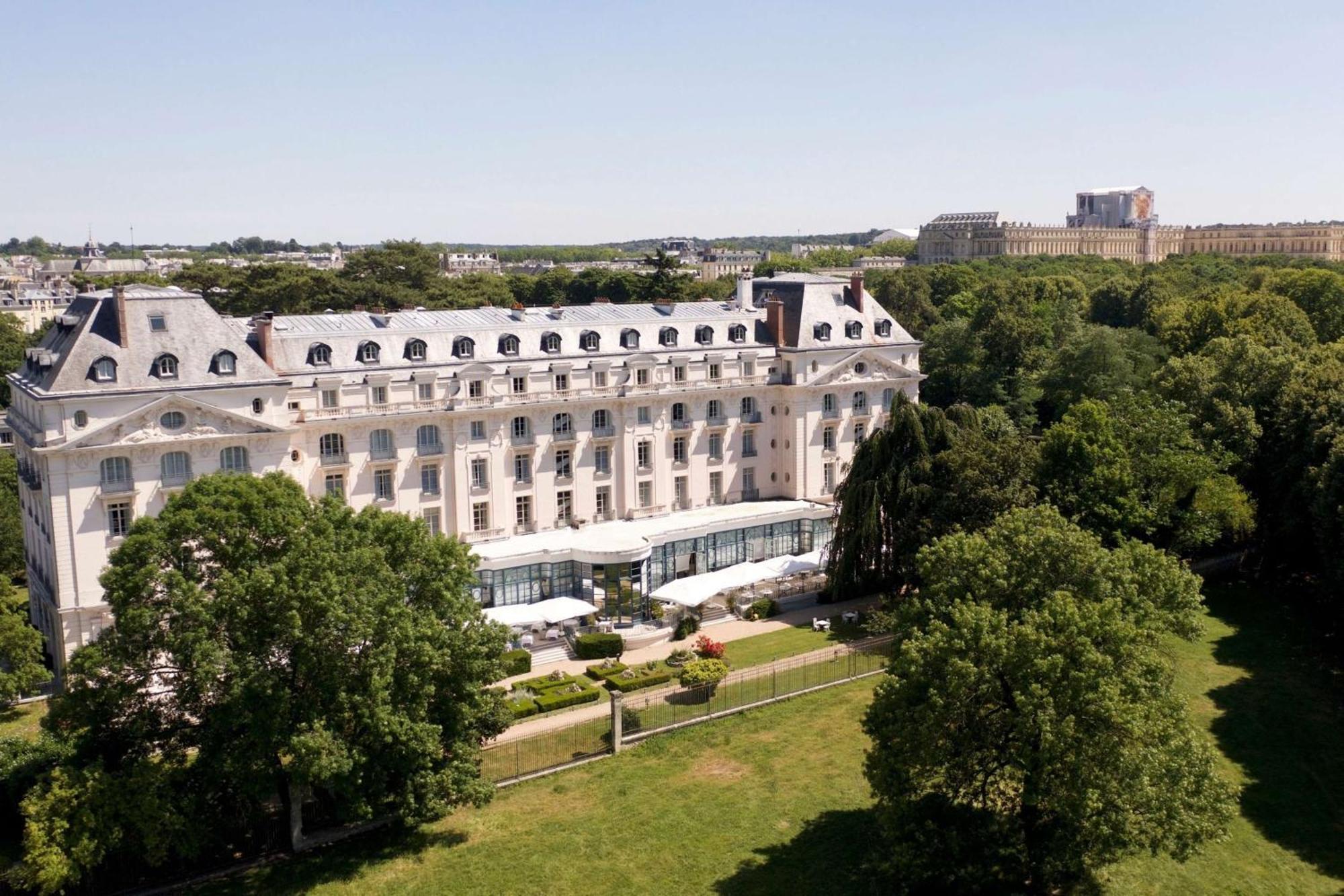 Waldorf Astoria Versailles - Trianon Palace Экстерьер фото